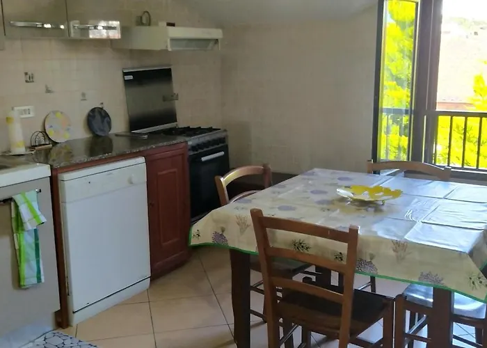 Mansarda A 200 Mt. Dal Mare Розето-дельи-Абруцци